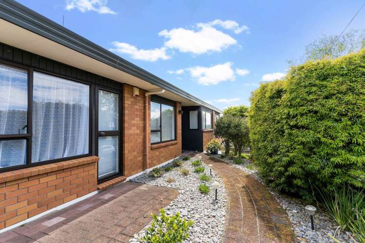 2b Kereru Street Henderson_7