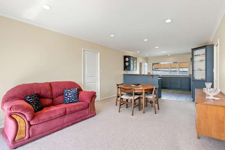 25 Ashmore Drive Frankleigh Park_10
