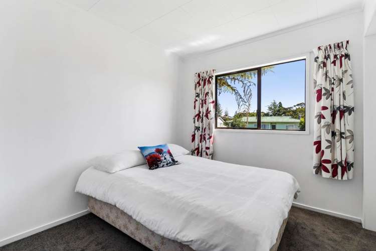 2 Hellyers Street Birkdale_10