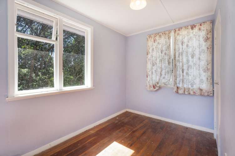 67 Gear Terrace Porirua East_8