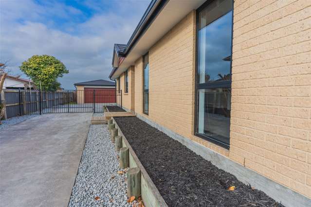 130 Rowses Road Aranui_2