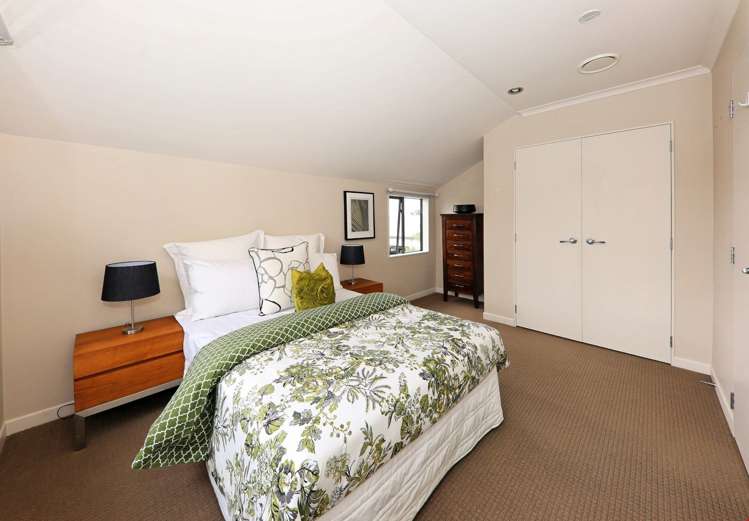 7 Silvana Drive Flat Bush_11