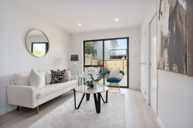 4/31 Tiroroa Avenue Te Atatu South_4