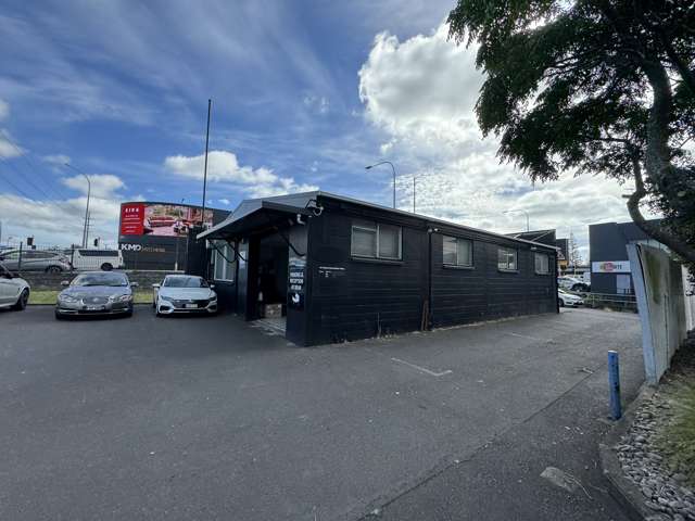 131 Wairau Road Wairau Valley_1