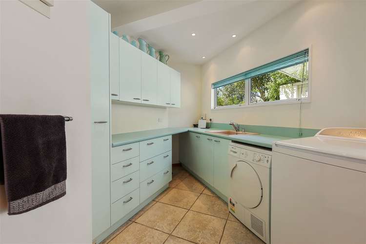 7 Gardenhill Lane Redcliffs_17