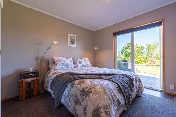 73 Sandy Brown Road Te Anau_16