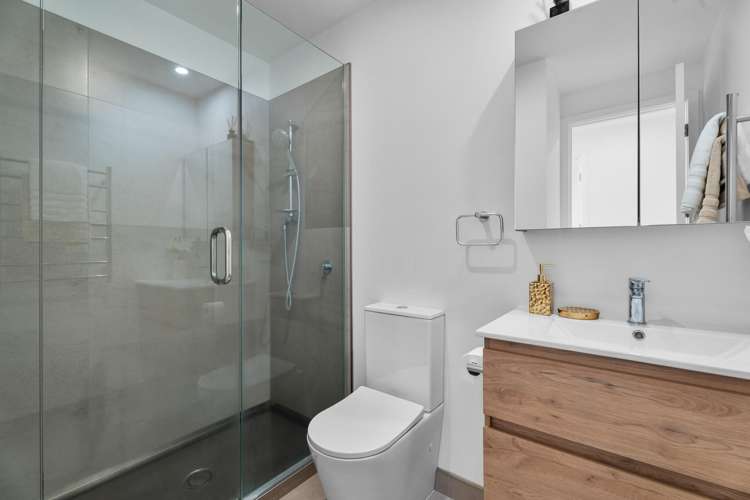 410/1817A Great North Road Avondale_14