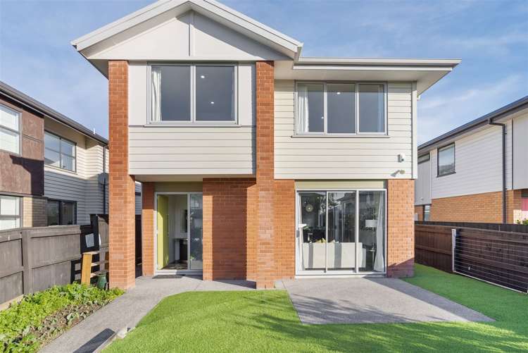 10 Lane Cameron Place Flat Bush_1