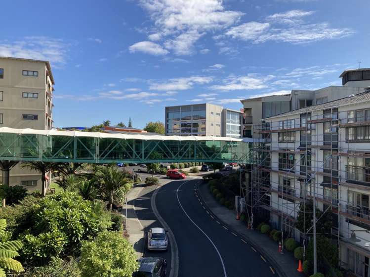 3A/1 Wadier Place Henderson_10