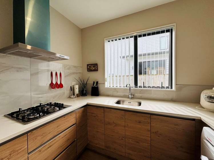 7 St Claire Road Silverdale_9