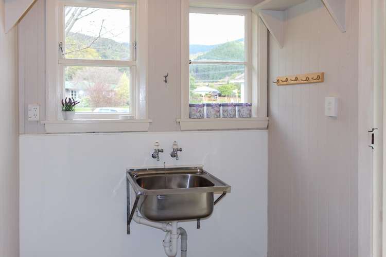 57 Devon Street Picton_10