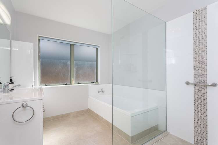 7a Alberta Street Point Chevalier_12