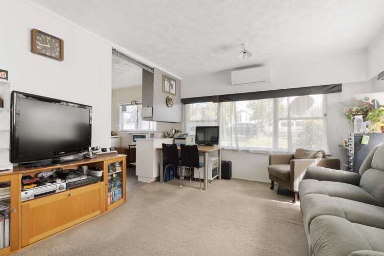 1/106 Barrack Road Mount Wellington_3