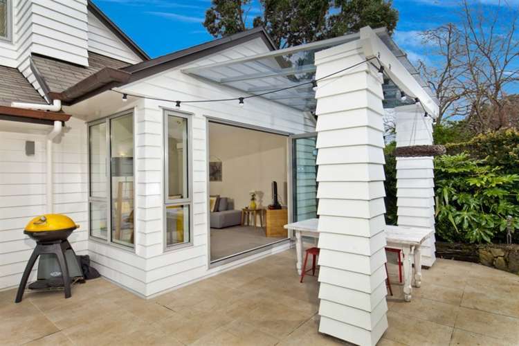 42 Williamson Avenue Belmont_19