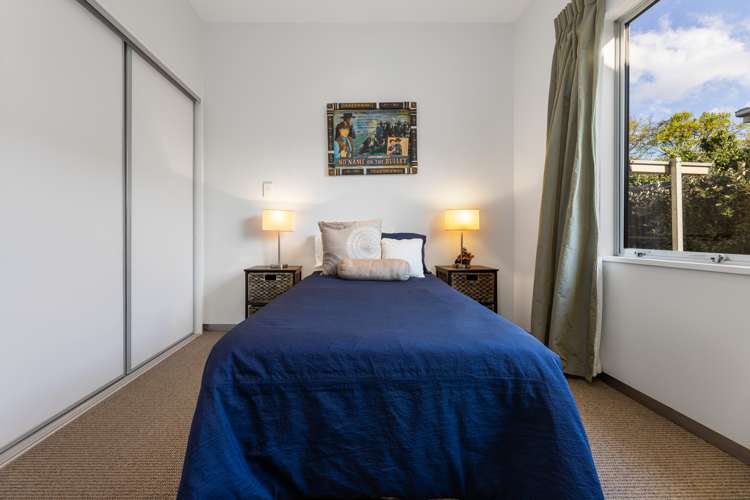 142 North Parade Richmond_23