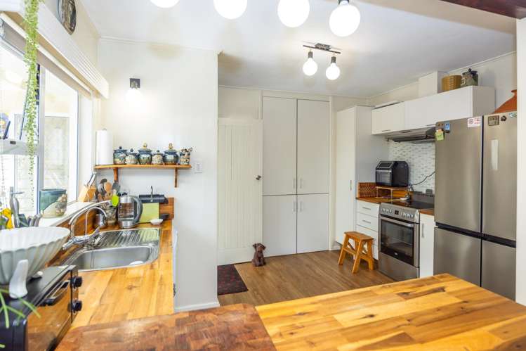 6 Button Lane Taupiri_7