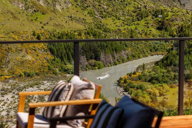 6 Powder Terrace Arthurs Point_9