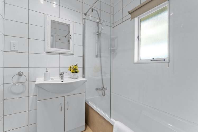 1/66 Clevedon Road Papakura_10