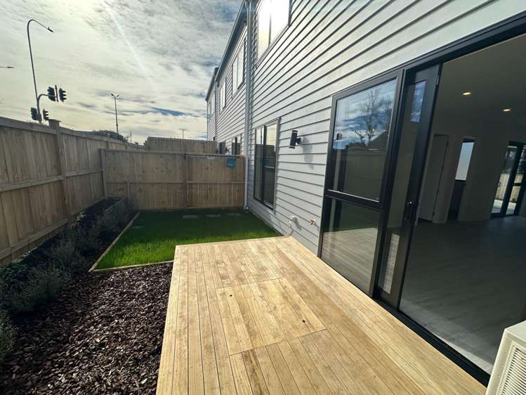 2/26A Eastridge Court Somerville_14