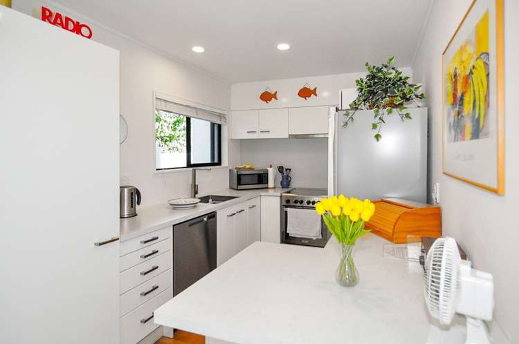 500d Ocean Road Whangamata_8