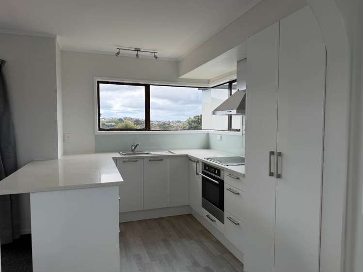 1-28 Widmore Drive Royal Heights_3