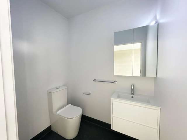 Work Base Unit 40 , 21 Masefield Street Upper Hutt Central_3