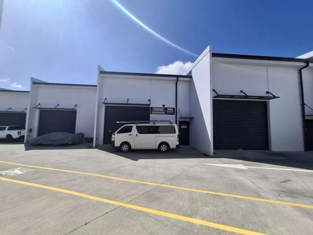 13/8 Laurenson Road Hobsonville_2