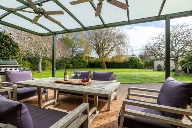 6 Shadbolt Drive Leamington_4