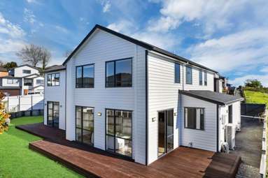 7 Lagonda Rise_1