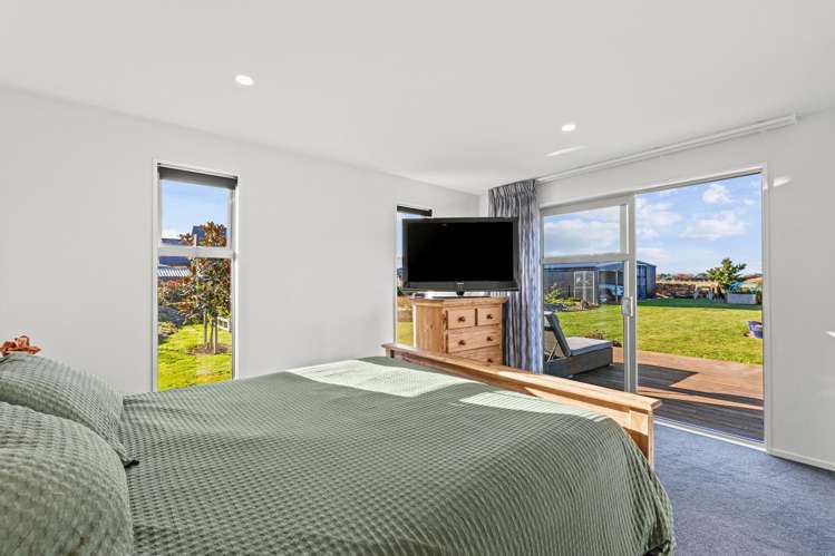 76 Summers Road Darfield_14