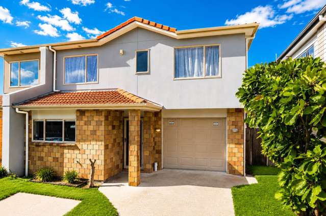Modern Family Living with Space, Style & Conve...