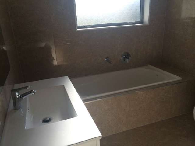 97 Flat Bush School Road Flat Bush_4