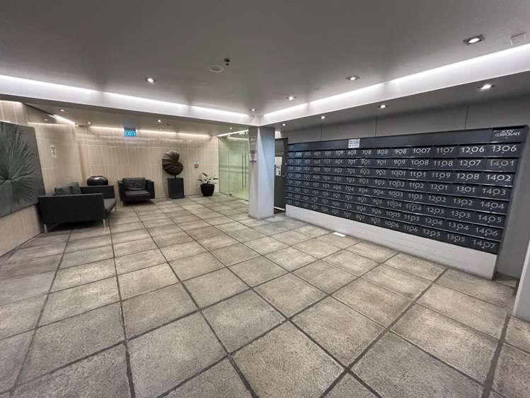 405/17 Vogel Lane Auckland Central_8