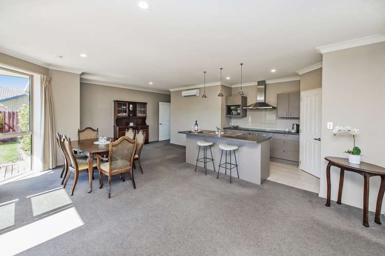 5 Stanwood Grove Darfield_5