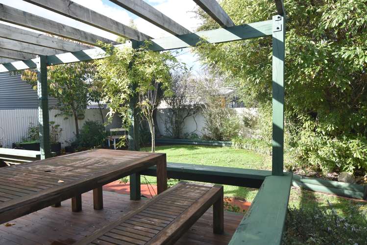 15 Clifton Avenue Carterton_22