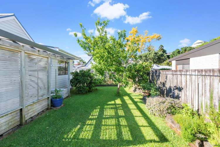 32 Onepu Lane Manly_16