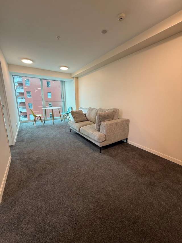 Affordable FREEHOLD CBD Living!