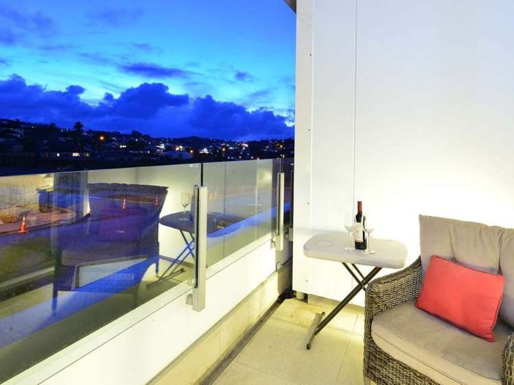 110/17 Link Crescent Stanmore Bay_7