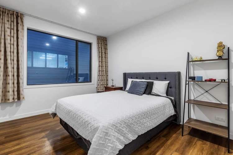 6 Throttle Close Dairy Flat_25