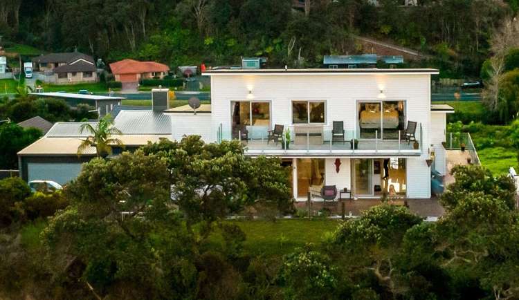 51 Hawaiian Parade Arkles Bay_18