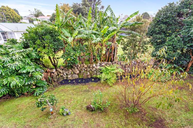 8 Adams Place Kamo_23