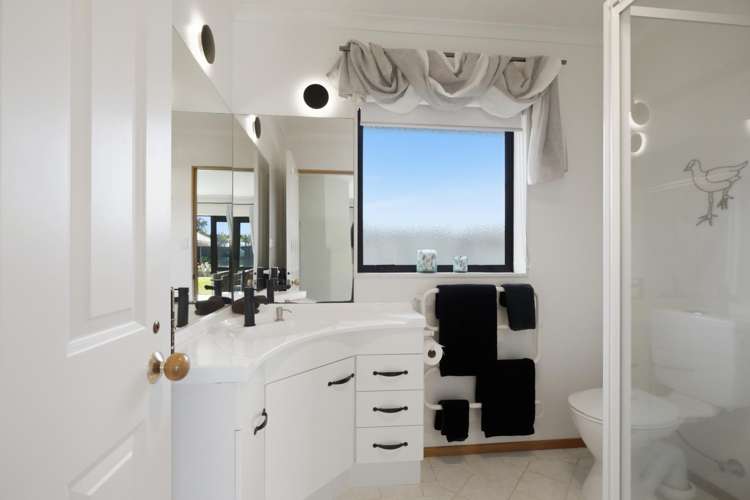 104 Palm Beach Boulevard Papamoa_13