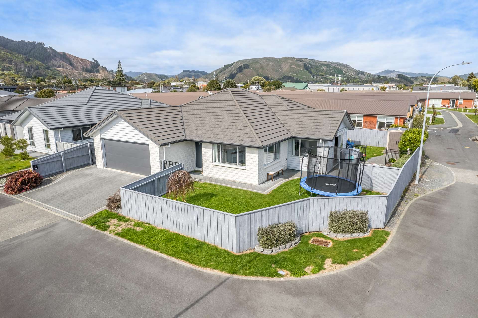 13 Saint Vincent Way Waikanae_0