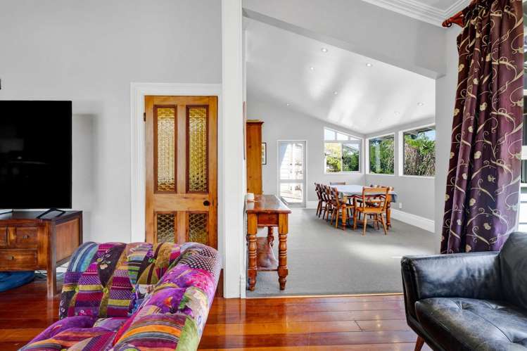 76 Glover Road Hawera_10