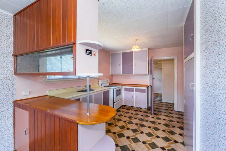 169 Springs Road Hornby_17