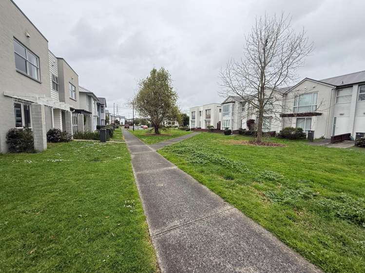 38 Hollowout Street Takanini_1