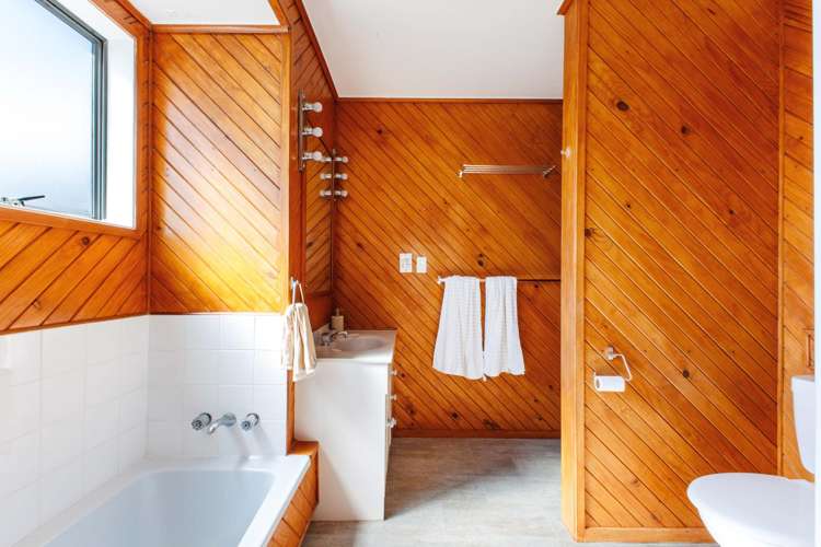 218 Ocean Road Ohope_16