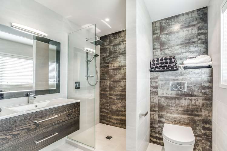 35 Ripon Crescent Meadowbank_6