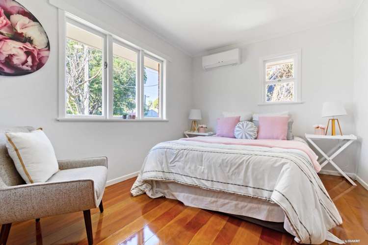 15 Hutchinson Avenue New Lynn_8