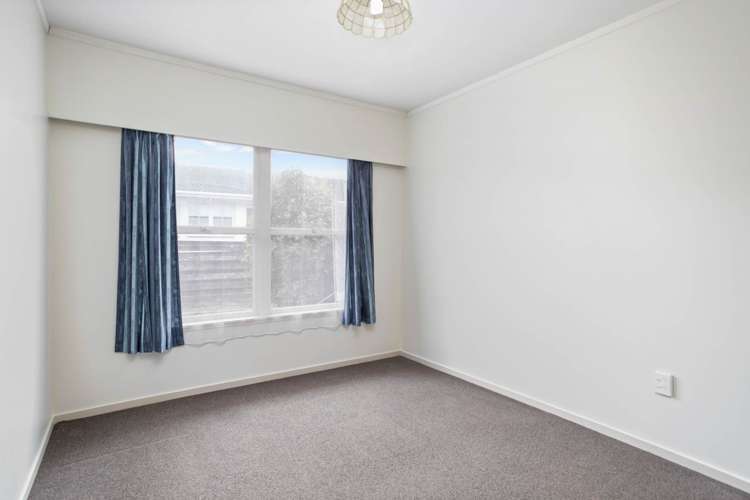 2/5 Gordon Avenue Forrest Hill_16